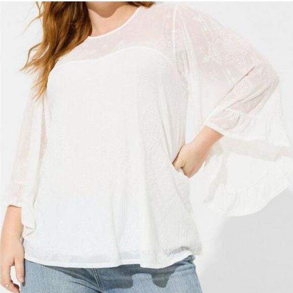 NWT TORRID Flocked Mesh Bell Sleeve Swing Top Size 2 2x 18 20 white blouse lace - Picture 1 of 6
